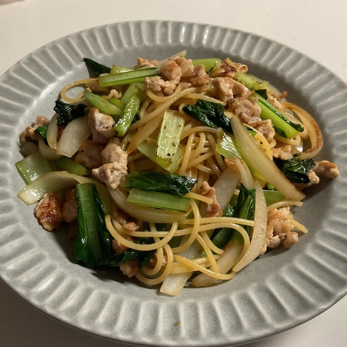 豚肉と小松菜の惣菜風パスタ!